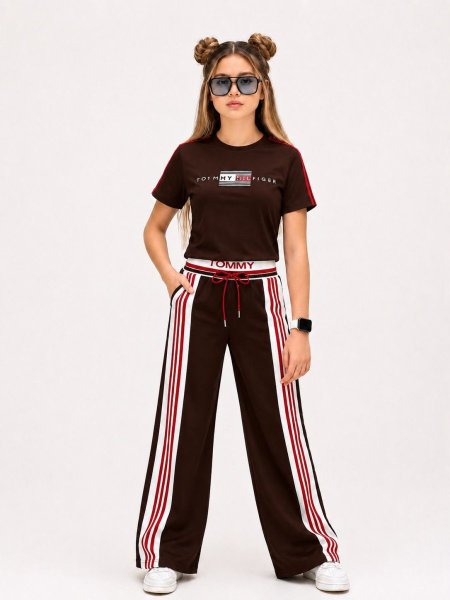 طقم Tommy سبورت